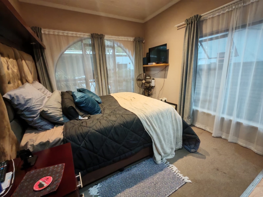 3 Bedroom Property for Sale in Vaalpark Free State